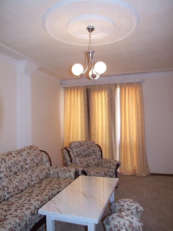 Hotel Central Jermuk Room photo
